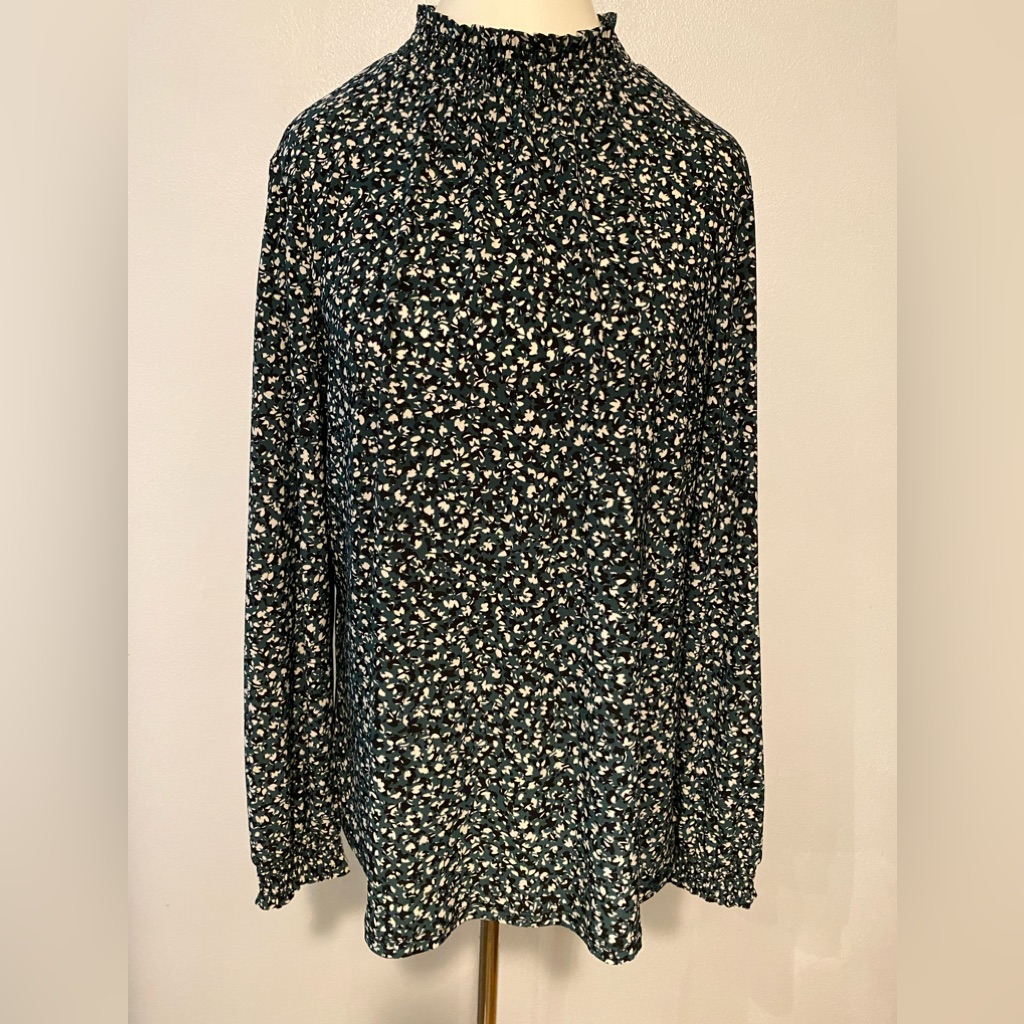 Nwt Anne Klein High-Neck Popover Blouse